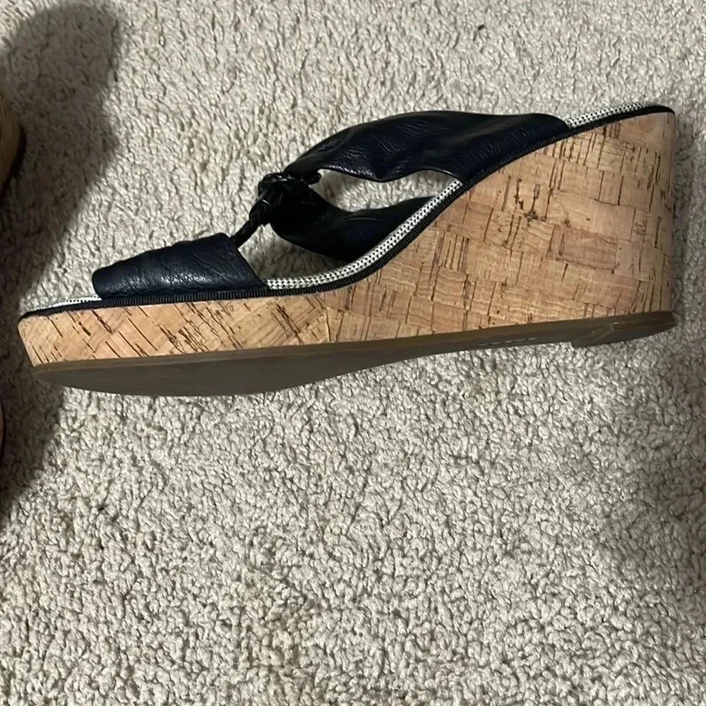 Sperry black wedge sandals size 9